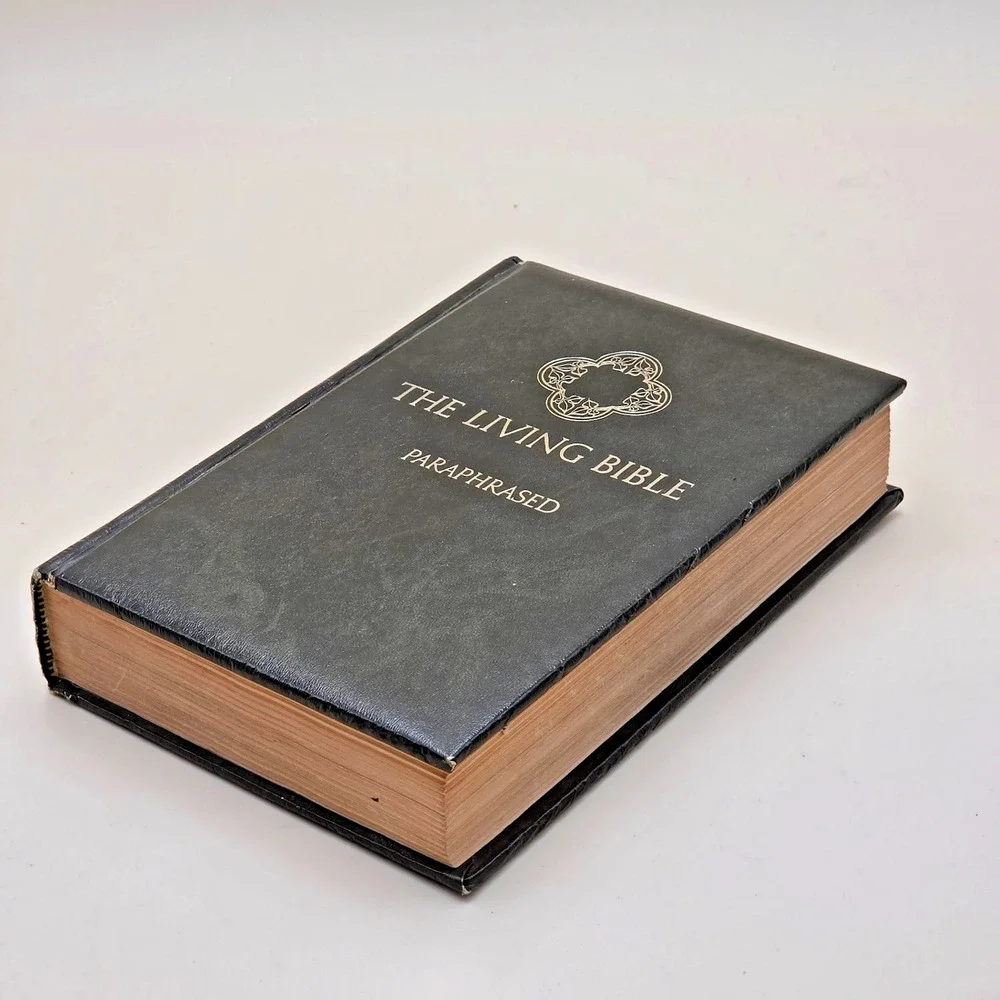 Unbranded vintage 1973
